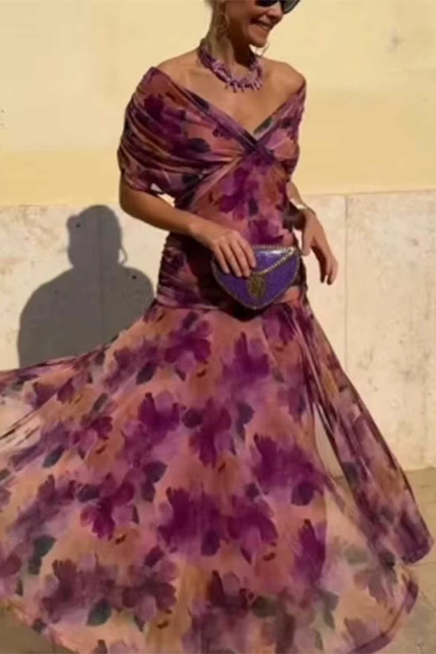 Aveline - Abito maxi aderente con scollo a V