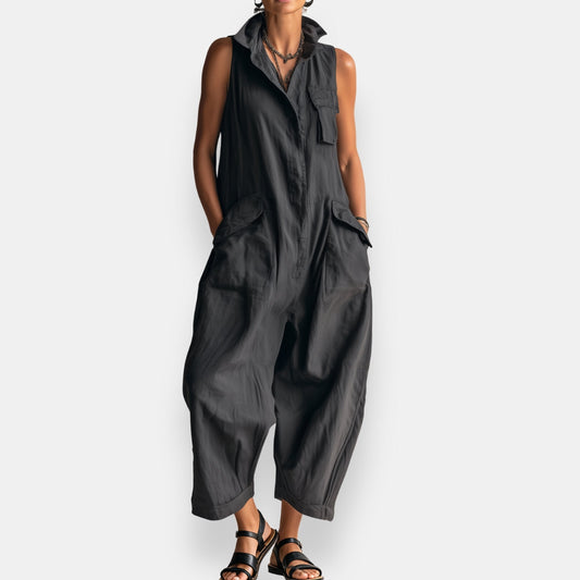 Arvella - Jumpsuit senza maniche con colletto alto
