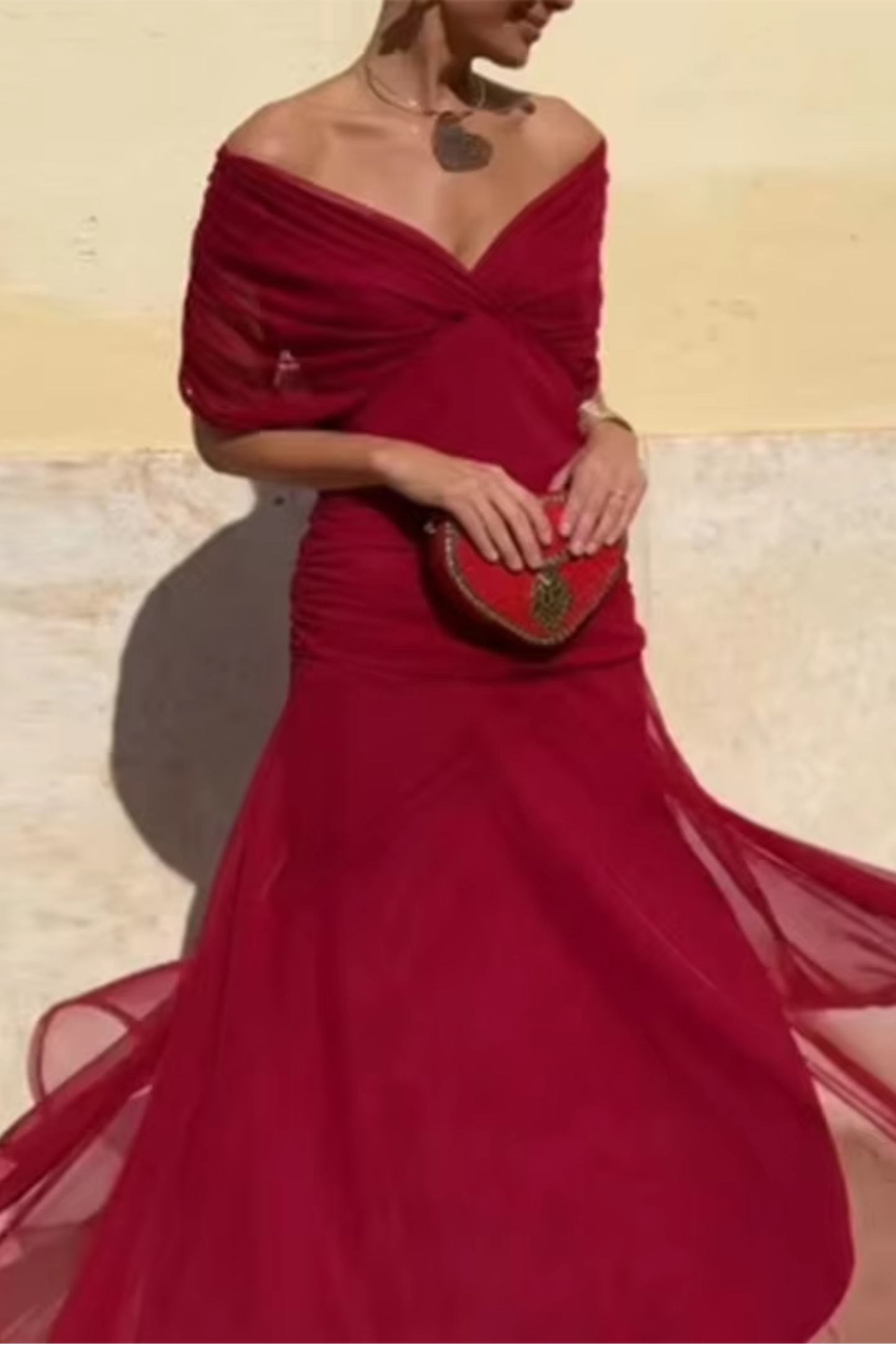 Aveline - Abito maxi aderente con scollo a V