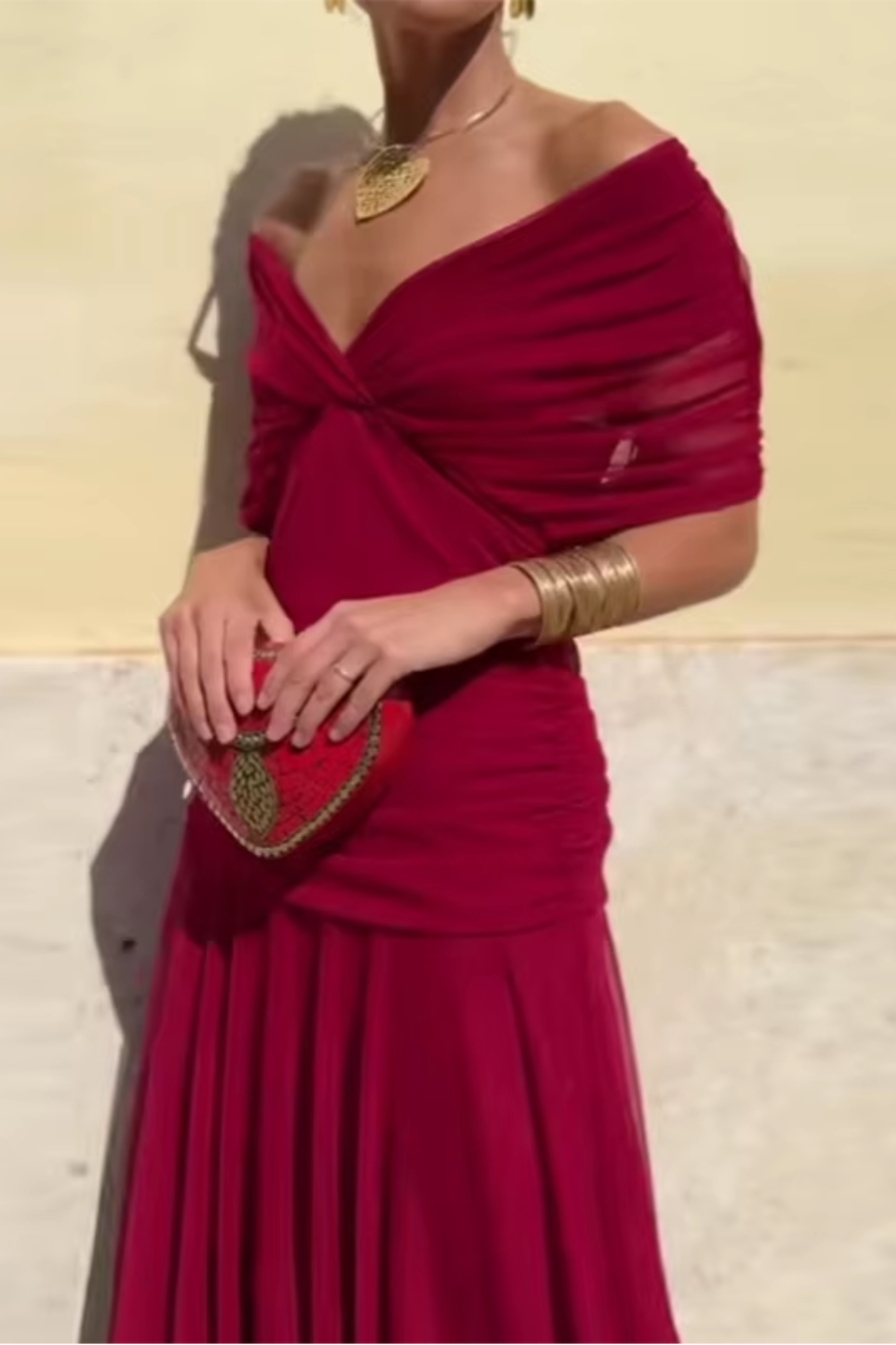 Aveline - Abito maxi aderente con scollo a V