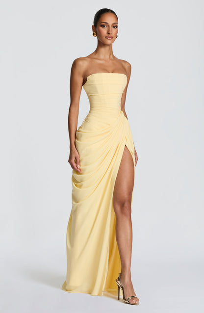 Hannah - Abito maxi drappeggiato con spacco alto